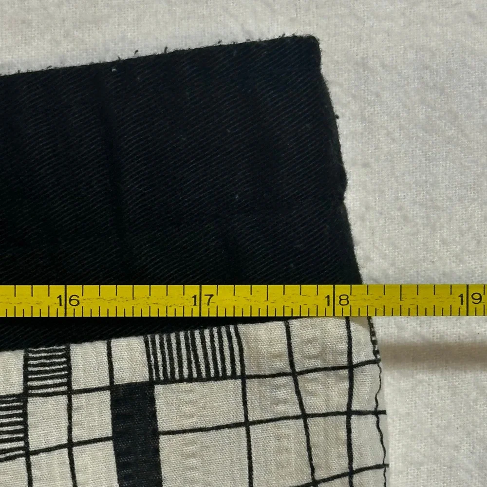Retro Geometric Print Athletic Shorts Black White Elastic Waist‎ M 32-34 Vtg